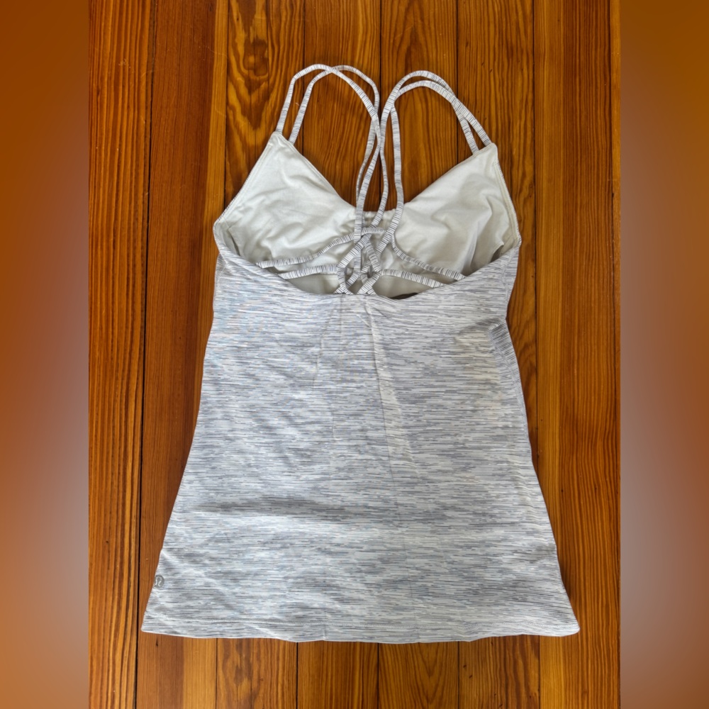 Lululemon size 6 Create Your Calm Tank